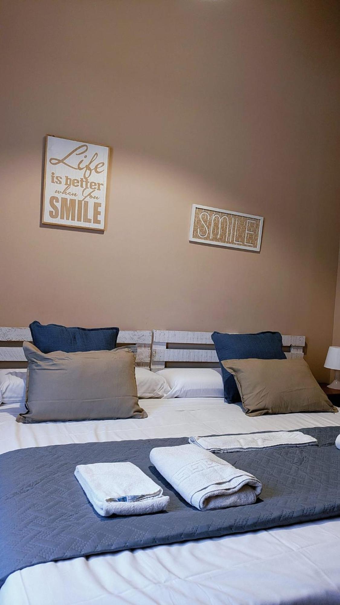 Hostal El Convent De Moncada Dış mekan fotoğraf