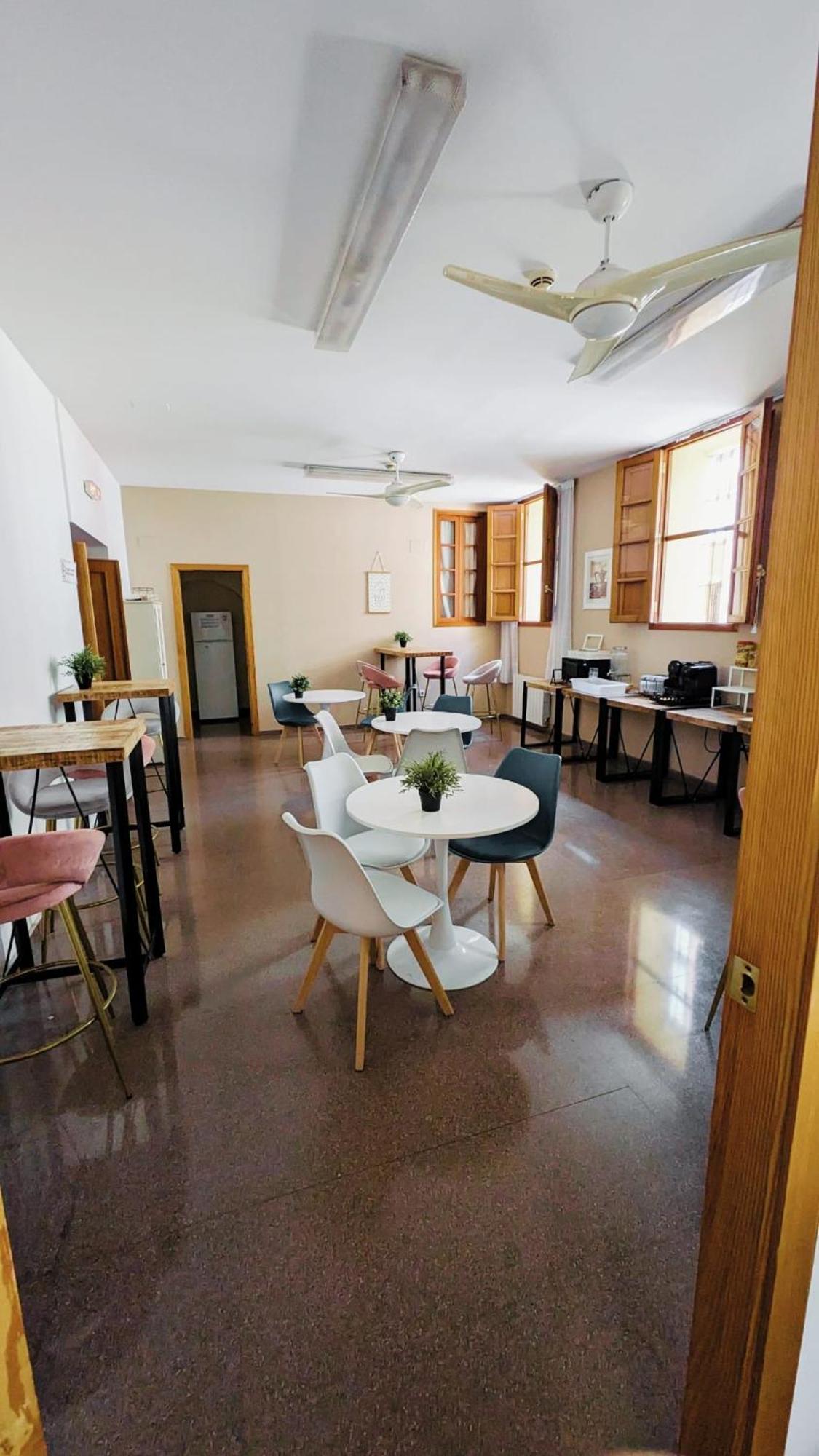Hostal El Convent De Moncada Dış mekan fotoğraf